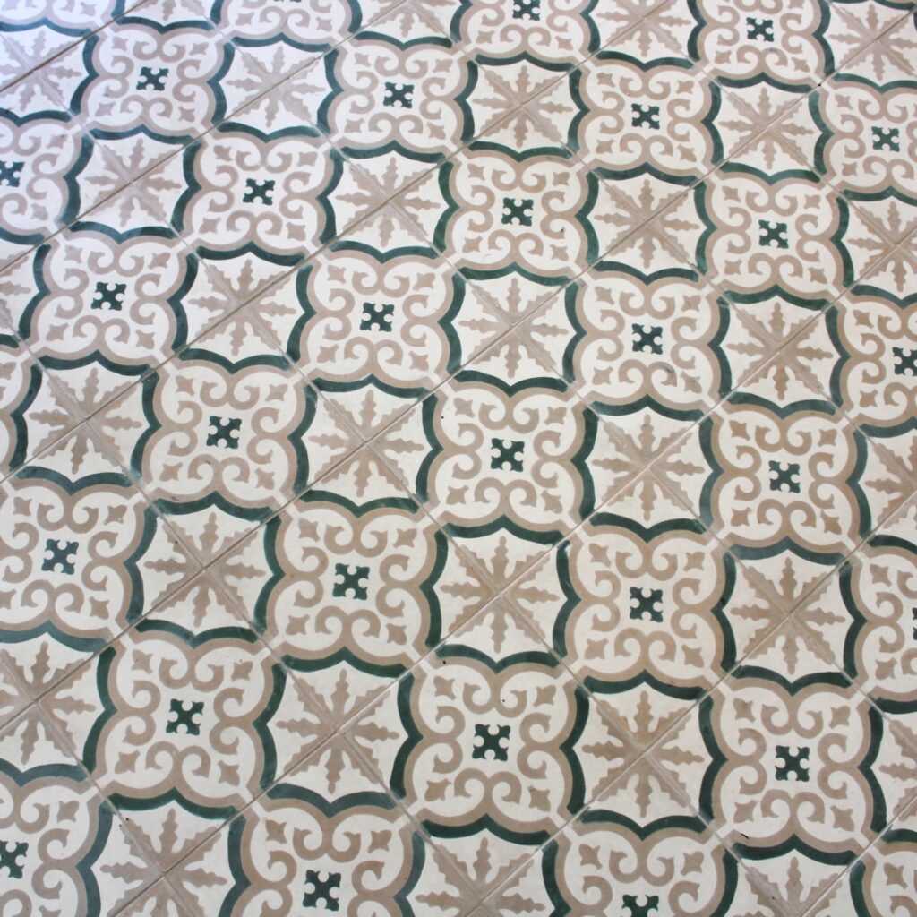 Håndlavet encaustisk belægningsflise, udviklet og patenteret af Villa Tiles. Unikke designs, marmor slidlag, 28/40 mm tykkelse - udendørs holdbarhed 