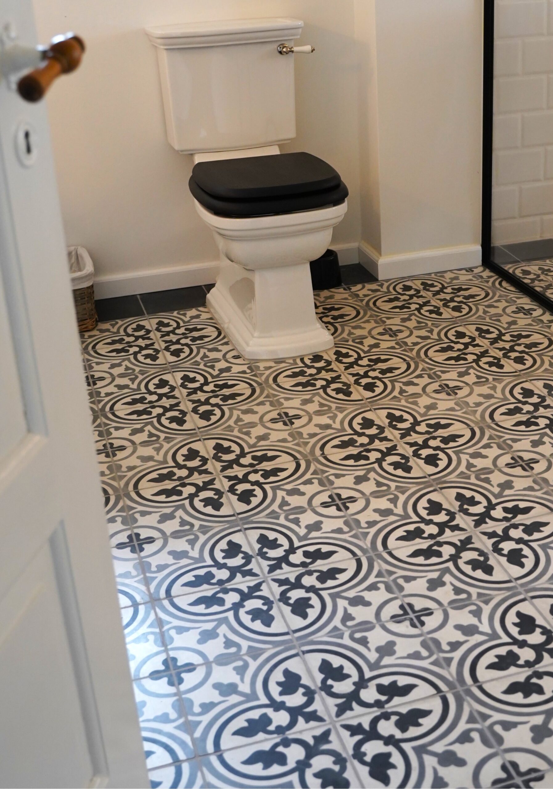 Håndlavet cementflise - Royal 1-8-10 - Billede 4